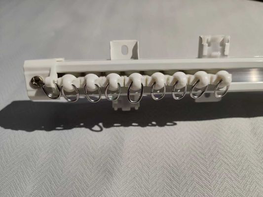 Deckenbefestigte Vorhangspur mit Vorhangspurrollen, Seitenstütze Deckenoberfläche